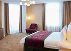 River Palace Hotel